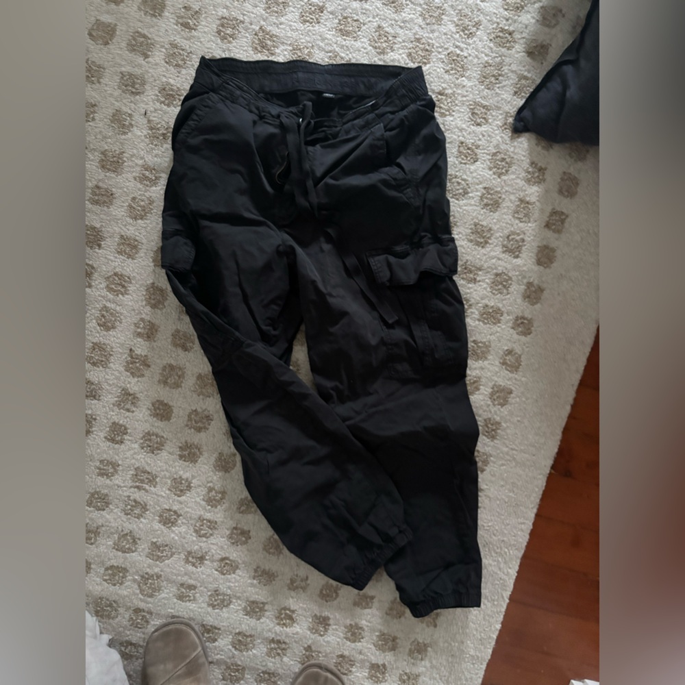 ❤️2for$20 American Eagle Outfitters Charcoal Cargo Pants